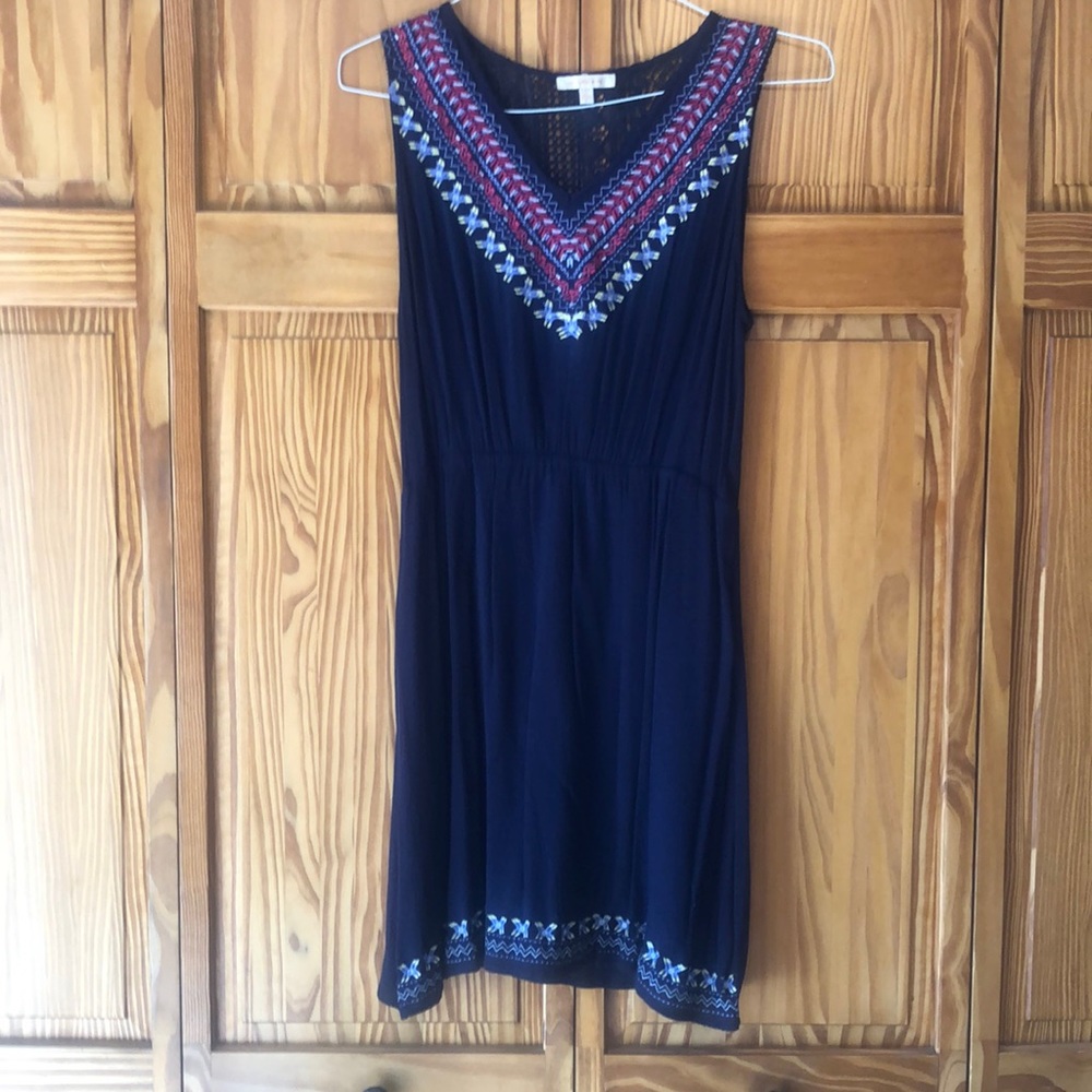 Stitch fix exclusive dress navy blue lace back with embroidery